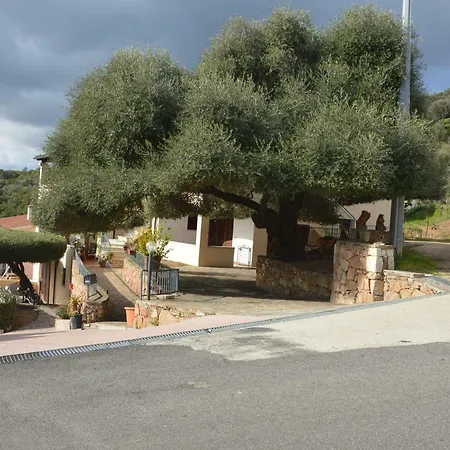 Li Puntiti 1 Apartment Budoni