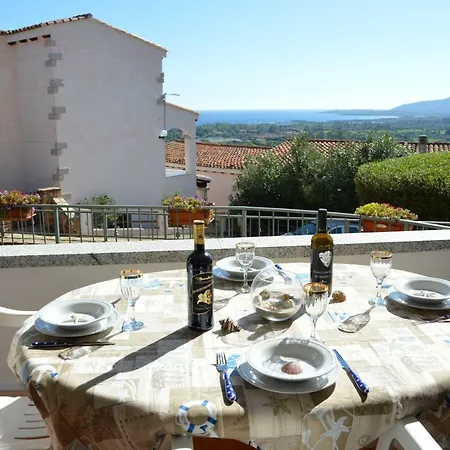 Li Puntiti 1 Apartment